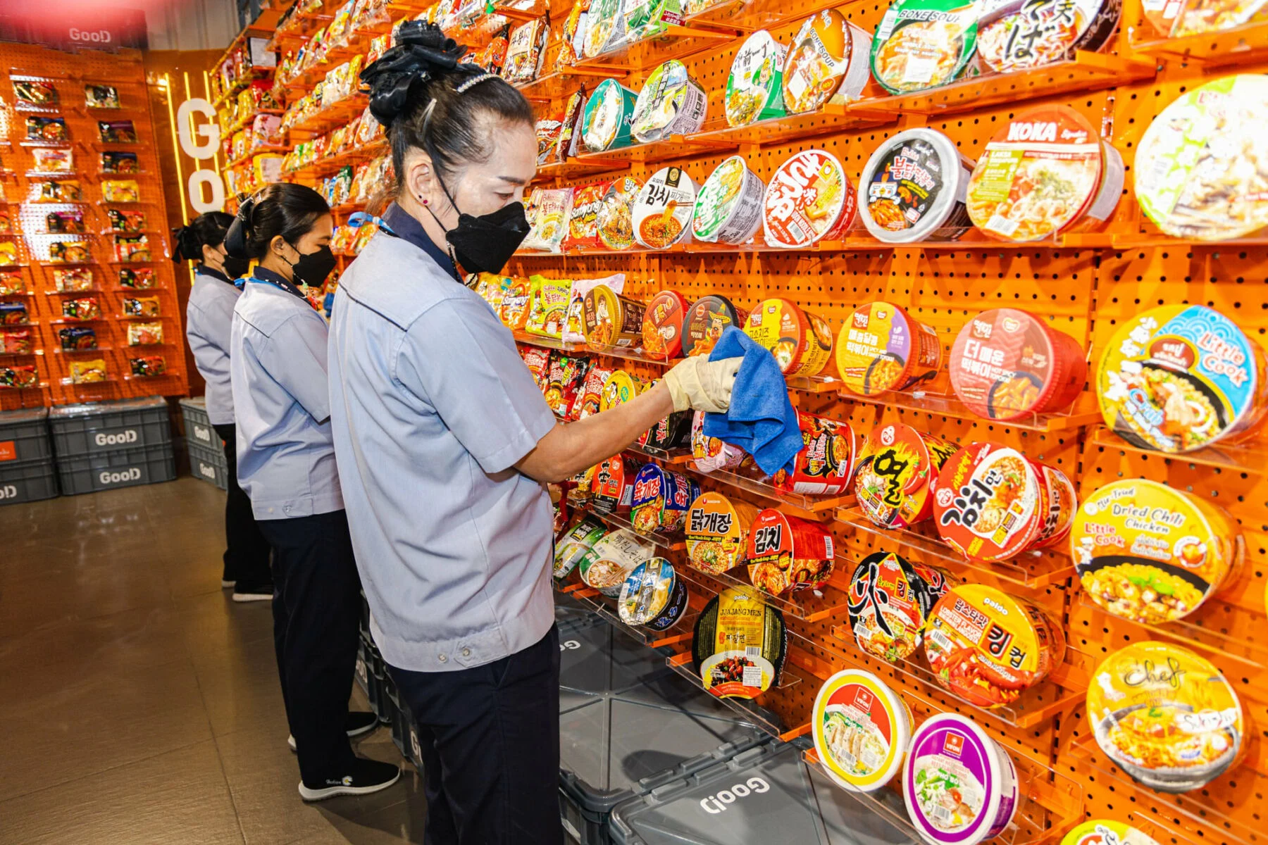 De vorig jaar in Bangkok geopende “Good Instant Noodle&nbsp;&nbsp;Shop trekt duizenden tieners aan