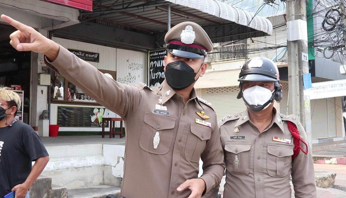 Politie Pattaya sluit twee U-bochten af en gelast actieve wegenbouw tijdens Songkran om ongelukken te helpen voorkomen