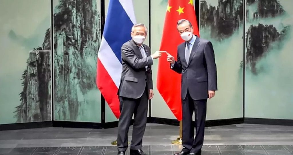 Thailand en China steunen gezamenlijk De gesprekken tussen Rusland en Oekraïne totdat vrede is bereikt
