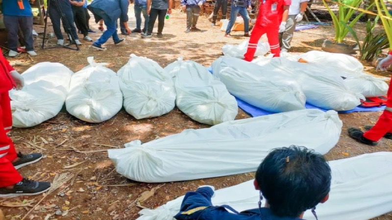 Sekteleider opgepakt in Thailand: volgelingen moesten zijn lichaamssappen consumeren, elf dode lichamen op het terrein aangetroffen