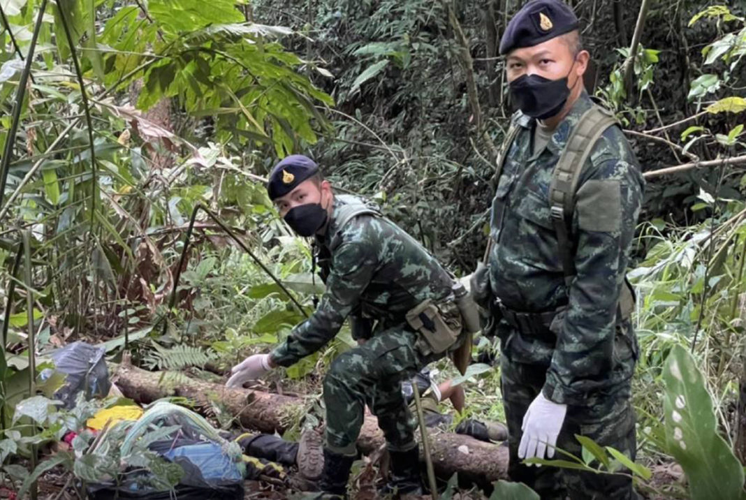 Acht drugssmokkelaars in Chiang Rai tijdens één  vuurgevecht met het Thaise leger omgekomen 