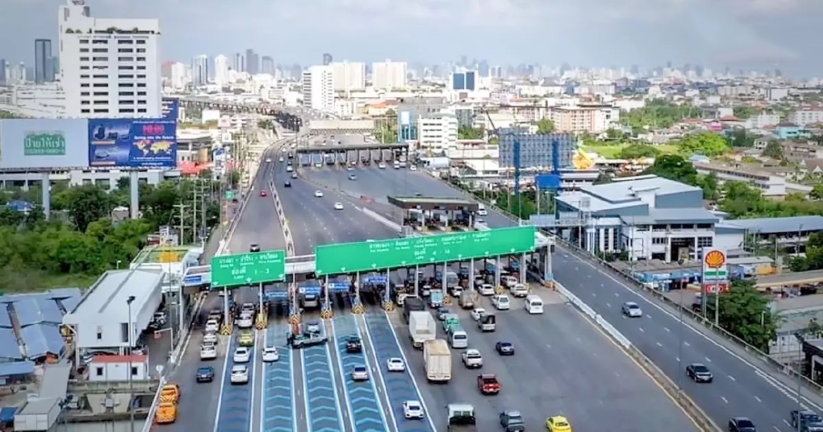 Vanaf vandaag zijn er in Thailand drie snelwegen vrij van toll nu het lange weekend begint