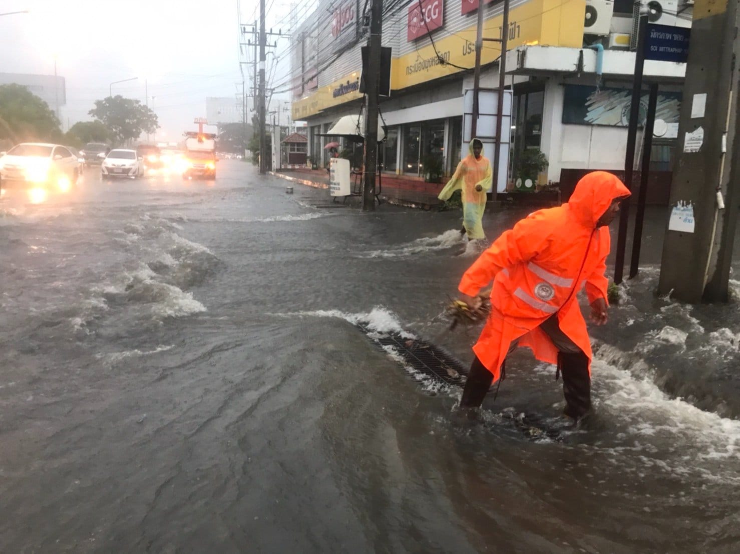 Fikse overstromingen in Noordoost Thailand