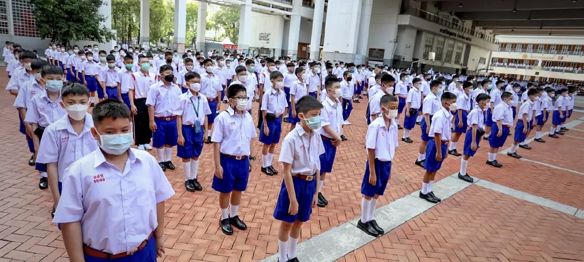 Het schoolonderwijs in Thailand is weer hervat 