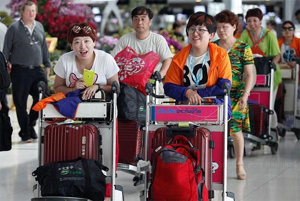 Een boost voor de toeristenindustrie van Thailand nu China vluchten naar het land van de glimlach hervat 