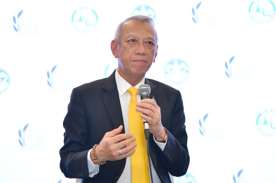 De minister van Toerisme stelt tijdens tijdens de volgende CCSA de afschaffing van de Thailand Pass voor