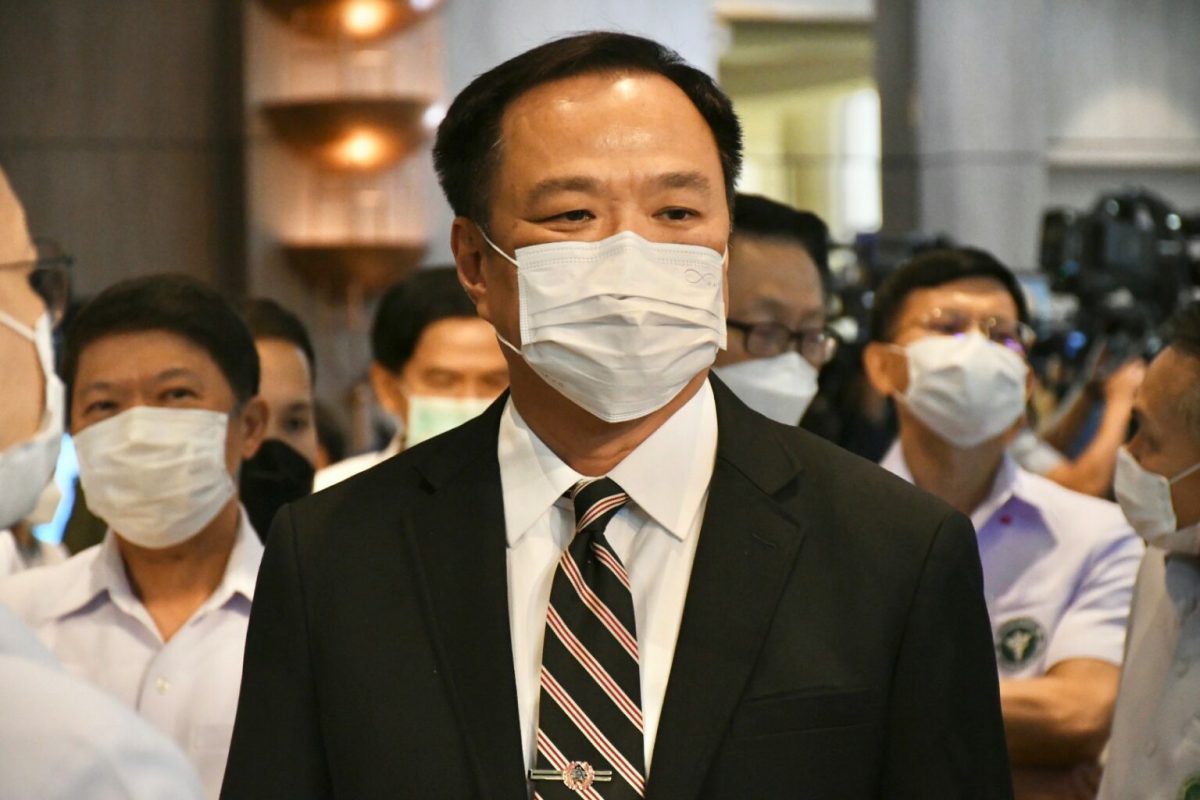 Er zal door de Thaise regering géén annulering van de mondkapjes plicht worden aangekondigd, volgens de minister van Volksgezondheid gaat dat provinciaal gebeuren