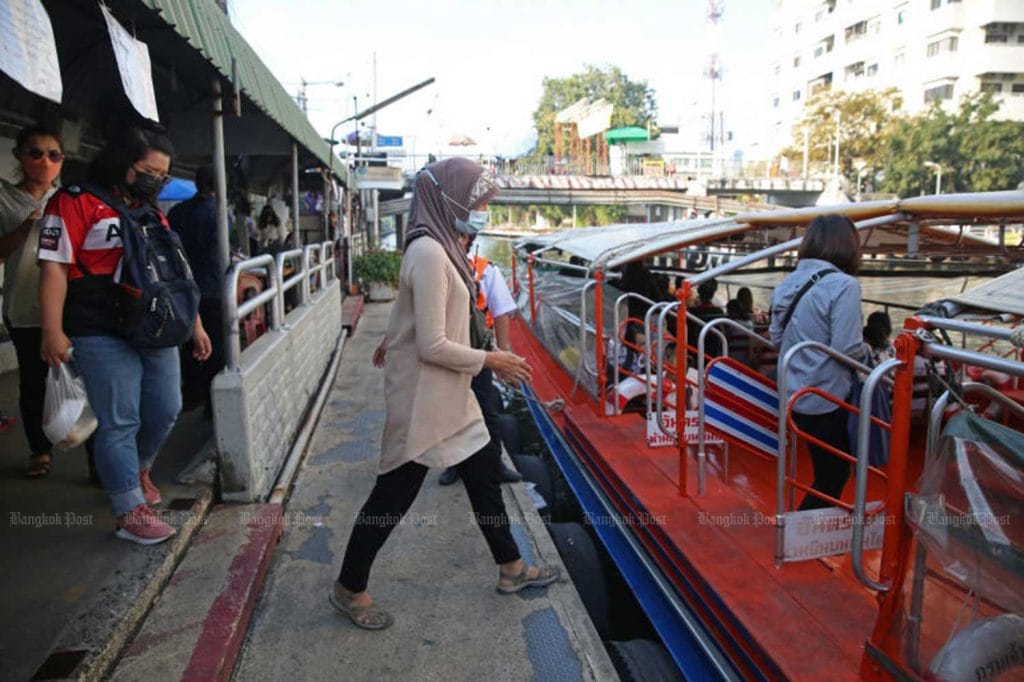 Het instaptarief op de bootservice op Saen Saeb kanaal in Bangkok wordt per 1 juli verhoogd