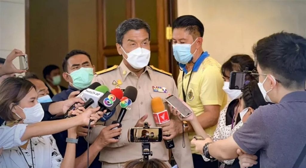 Premier Prayut wilt meer details over het skybridge-project in de parken in Bangkok