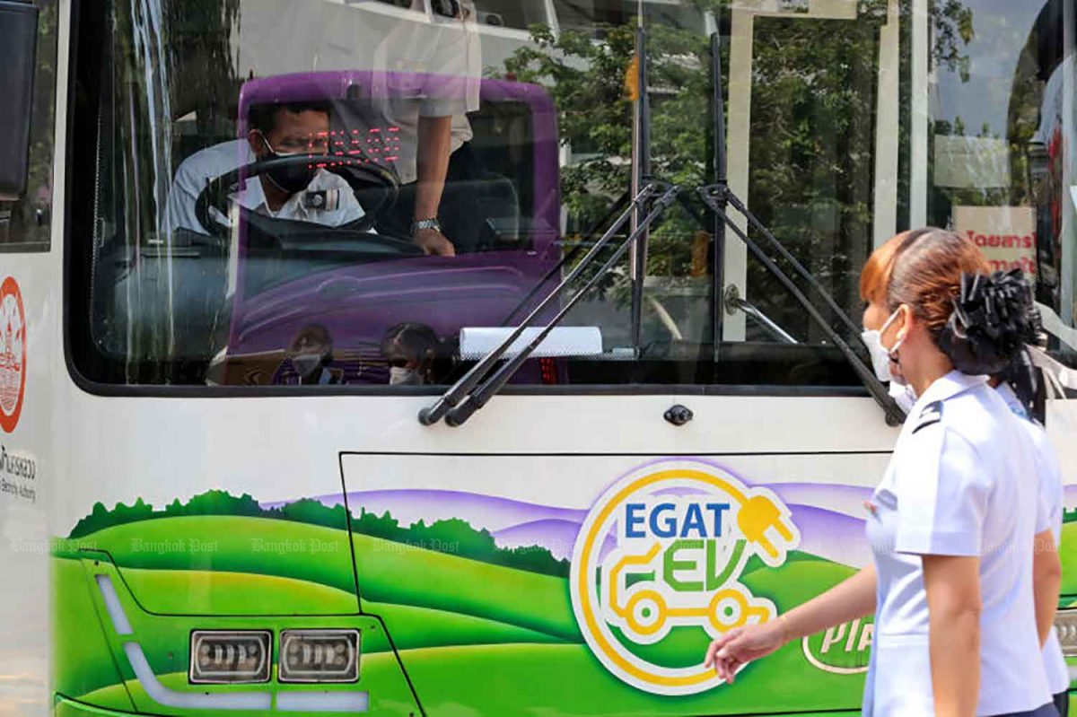 De Bangkok Mass Transit Authority gaat een joint venture om in de hoofdstad 200 elektrische bussen te laten rijden