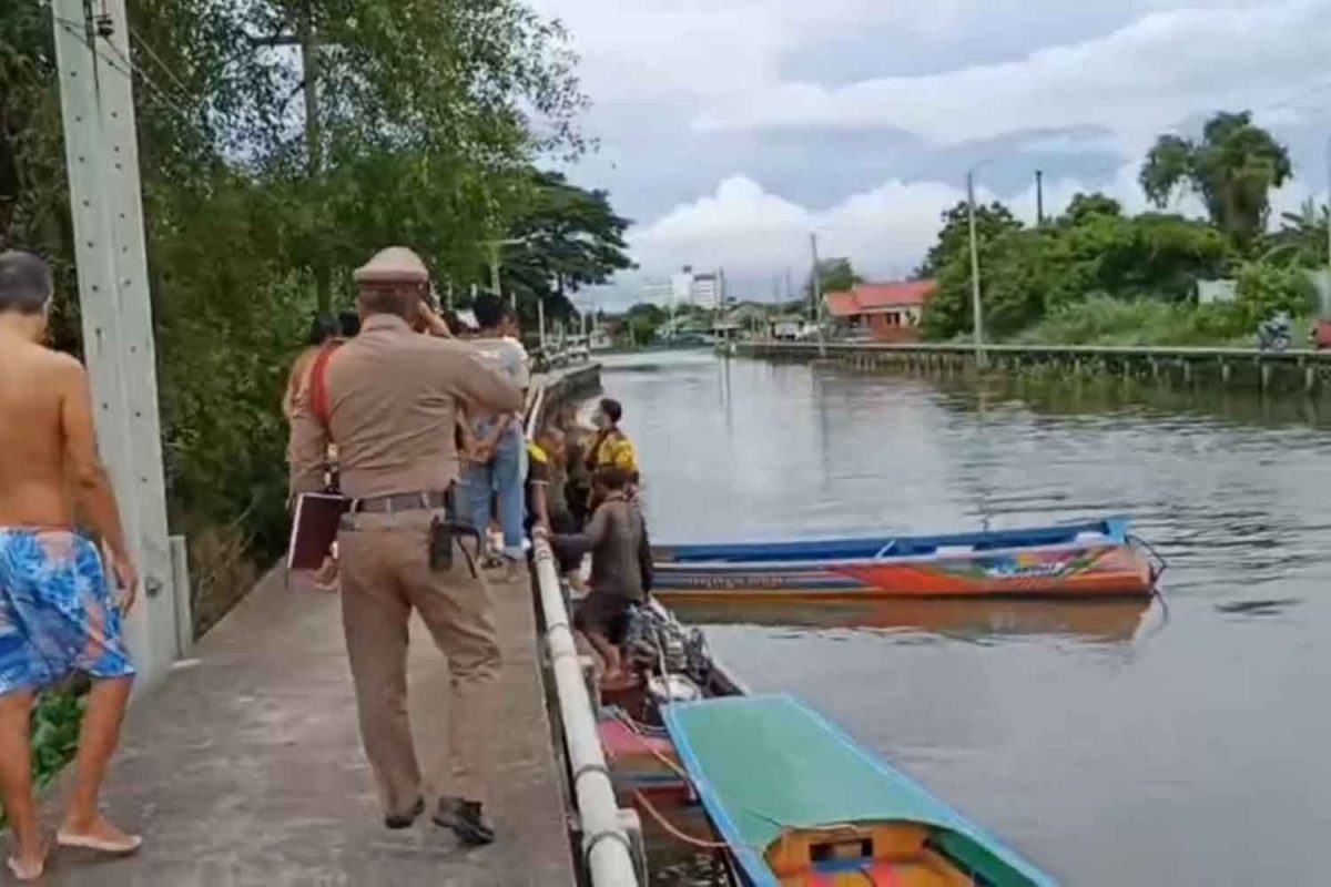 Een aanvaring van rondvaartboten in Samut Prakan kost een mensenleven en twee gewonden 