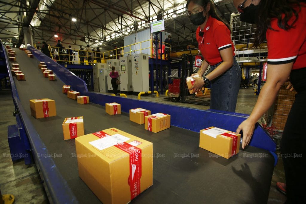 Thailand Post verhoogt zijn tarieven nu de inflatie om de hoek komt kijken, de eerste stijging in 18 jaar