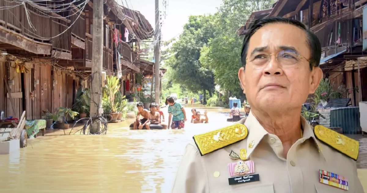 Agentschappen in Thailand  aangespoord om de waterkeringen te versterken na ernstige overstromingen welke dodelijke slachtoffers eiste