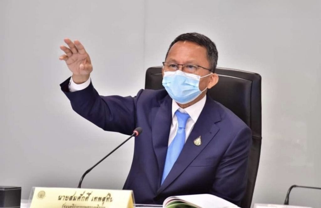Thaise minister van Justitie belooft schadevergoeding van 110,000 baht aan families van overleden slachtoffers van brand in Mountain B-nachtclub in Sattahip