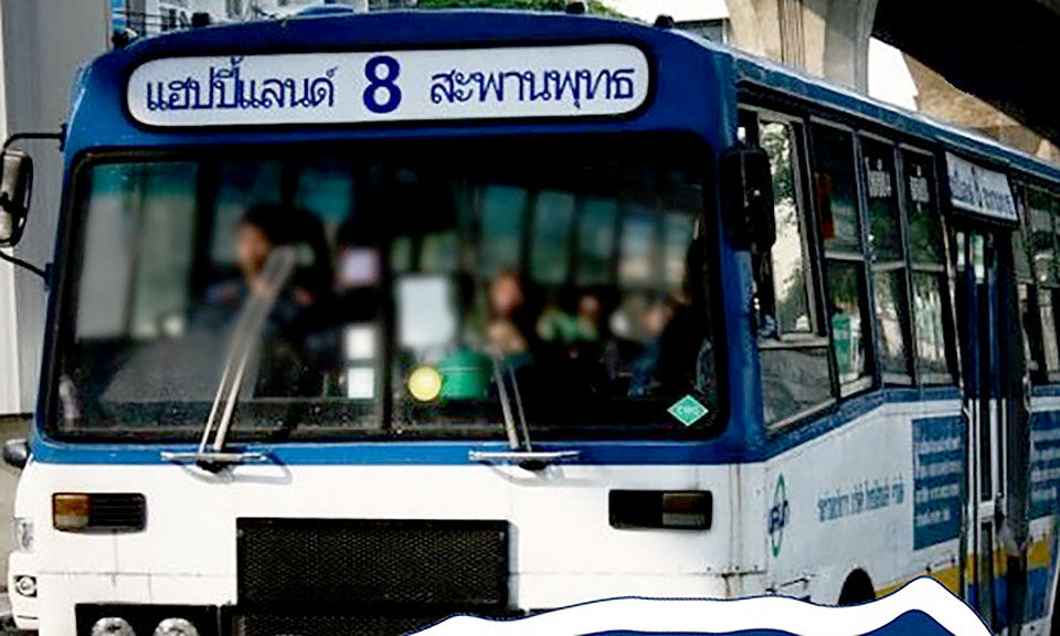 De beruchte buslijn 8 in Bangkok schakelt over naar elektrische stadsbussen
