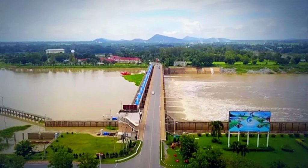 Bangkok en 10 aanliggende provincies in staat van alarm vanwege stijging van de Chao Phraya rivier 