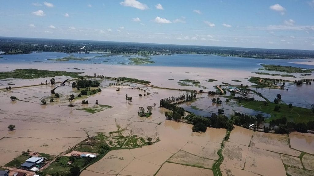 Wijdverbreide overstromingen vanuit het noordoosten van Thailand gemeld 