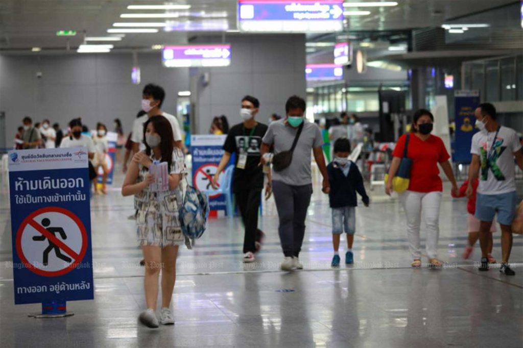 Het administratief centrum voor de Covid19 beheersing, het CCSA, vergaderd vandaag of nooddecreet in Thailand moet worden beëindigd 