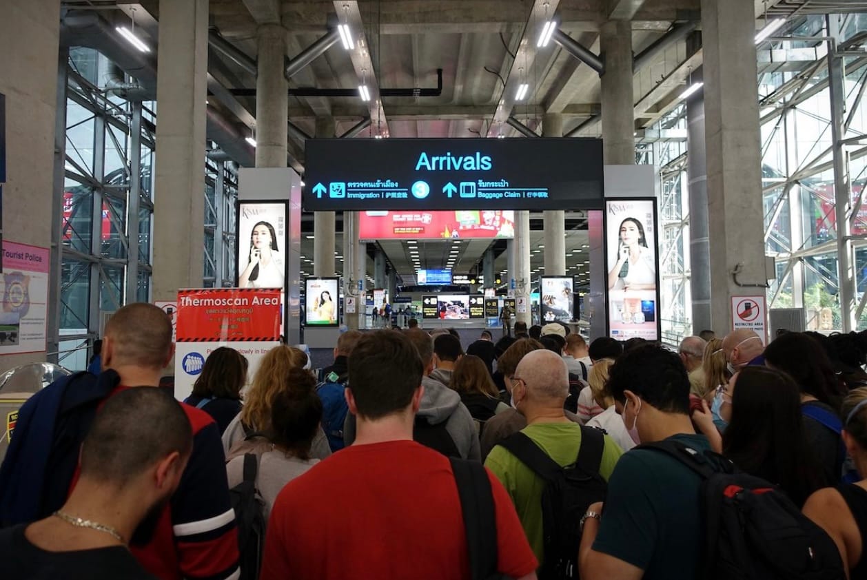 Het kabinet van Thailand gaat beslissen over vergoeding van 300 baht voor buitenlandse toeristen