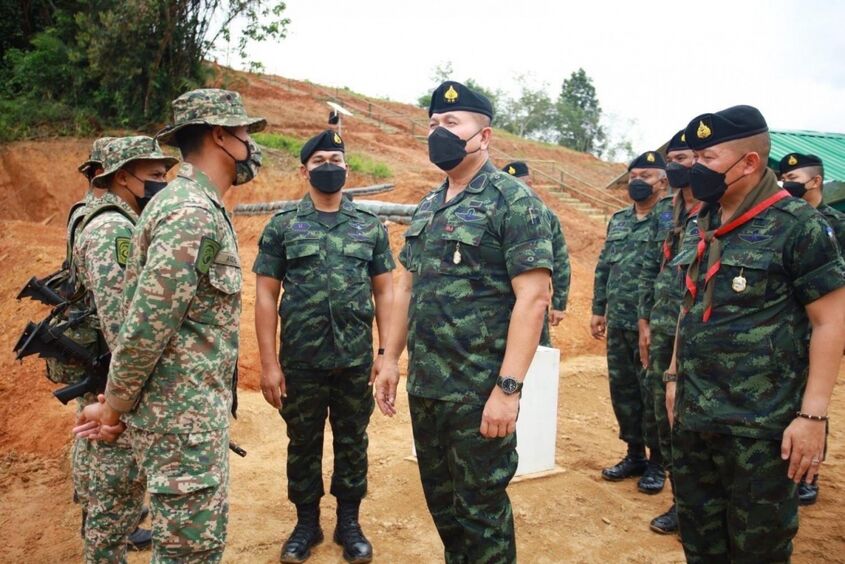 Het leger van Thailand gaat de veiligheid in aanloop van de APEC top in Zuid-Thailand verhogen