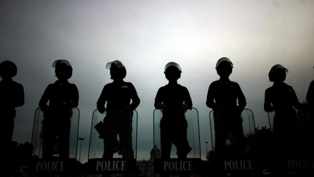 Politie gaat hard door met het optreden tegen misdaad in heel Thailand, bareigenaren in toeristische gebieden willen 4 uur ’s ochtends juridische sluiting voor het WK