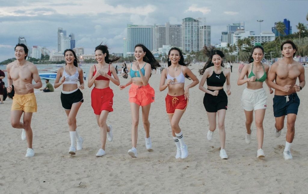 Meer dan 3,000 mensen doen mee aan de Bikini Beach Race op 29 oktober in Pattaya