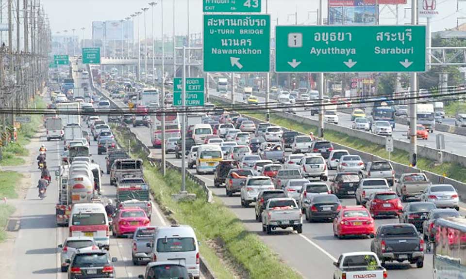 Komende dagen vele files op Thaise wegen verwacht vanwege het lange vakantieweekeind
