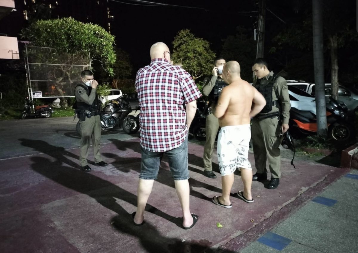 Thaise en Duitse toeristen in hun hotel in Pattaya beroofd van hun kostbaarheden