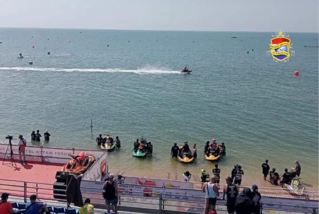 De Jet Ski World Cup 2022 in Pattaya eist het leven van een 40-jarige jet-skier uit Zuid Korea