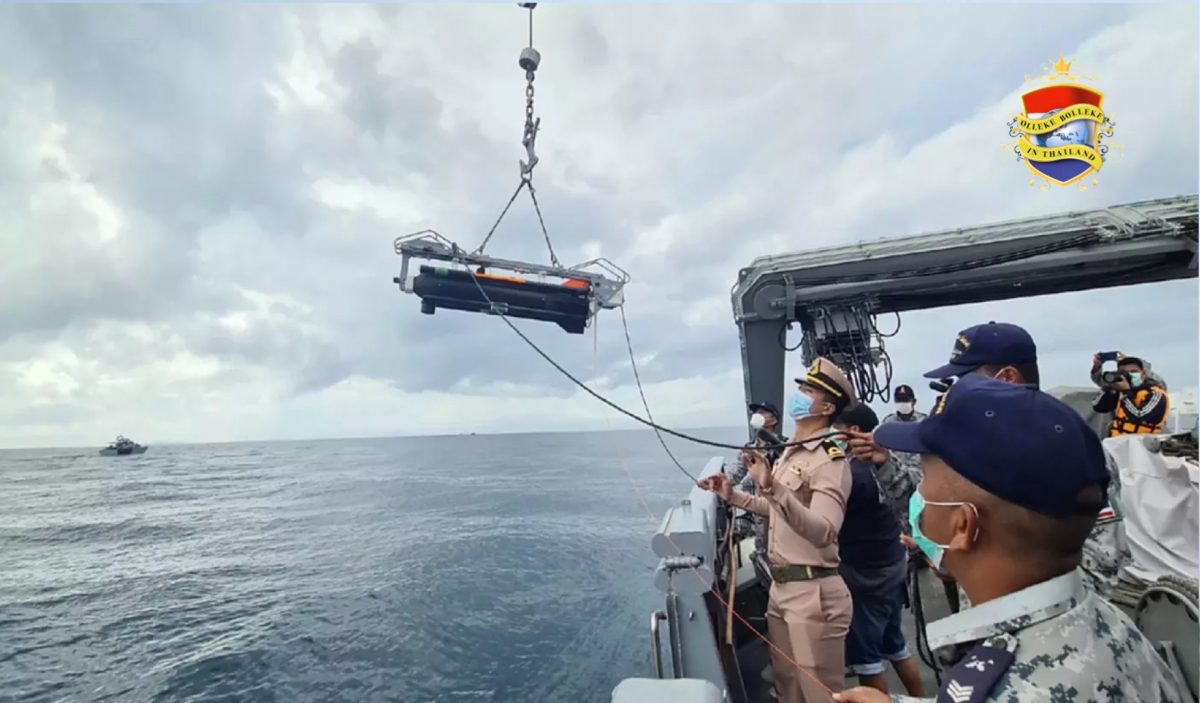 Onderwatervoertuig wordt ingezet om gezonken Thais marineschip te inspecteren