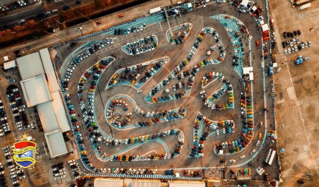 Porsche-enthousiastelingen verzamelden zich afgelopen weekend in Bangkok voor het jaarlijks treffen