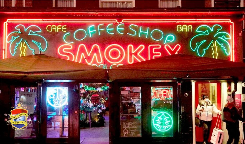 Onder verwijzing naar toenemende criminaliteit wil Amsterdam cannabis verbieden op de rosse buurt.  