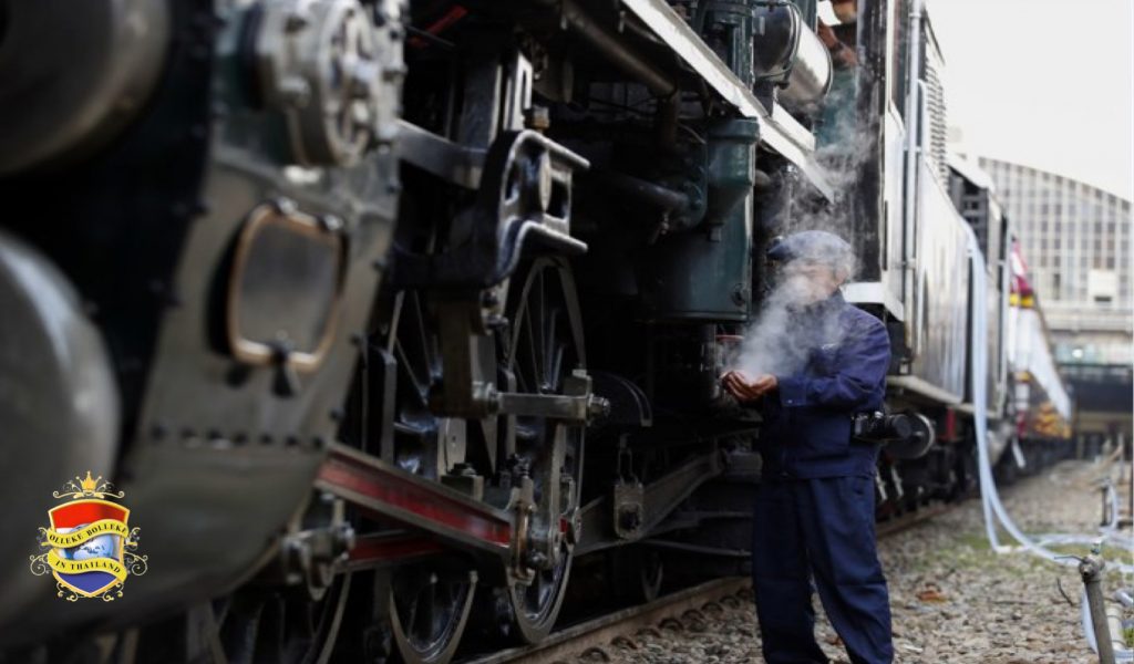 Leuk, onder stoom boemelen naar centraal Thailand