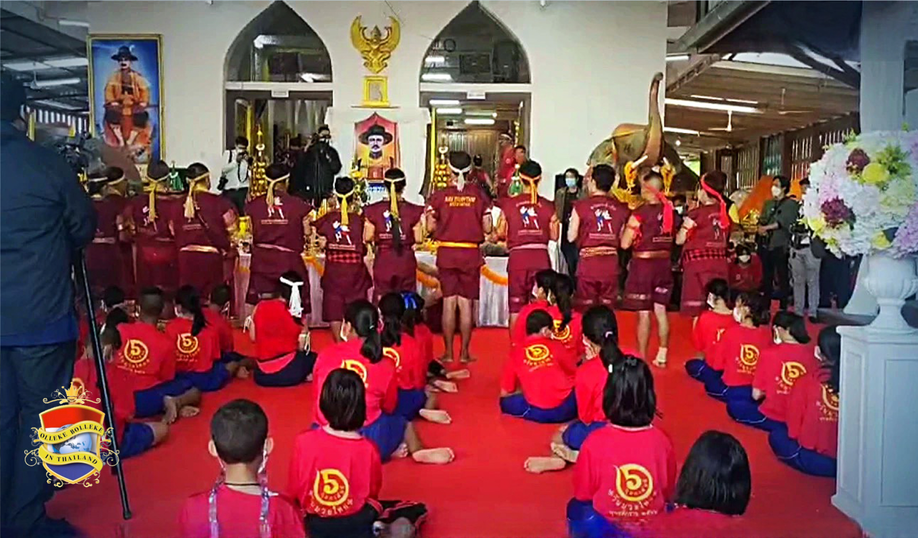 In Centraal-Thailand werd een grote ceremonie ter ere van de vader van de Thaise krijgskunst gehouden om Muay Thai Day te vieren