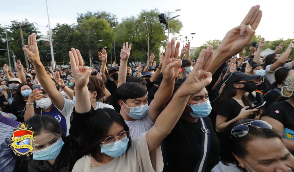 In Thailand zijn bijna driehonderd minderjarigen aangeklaagd voor deelname aan protesten