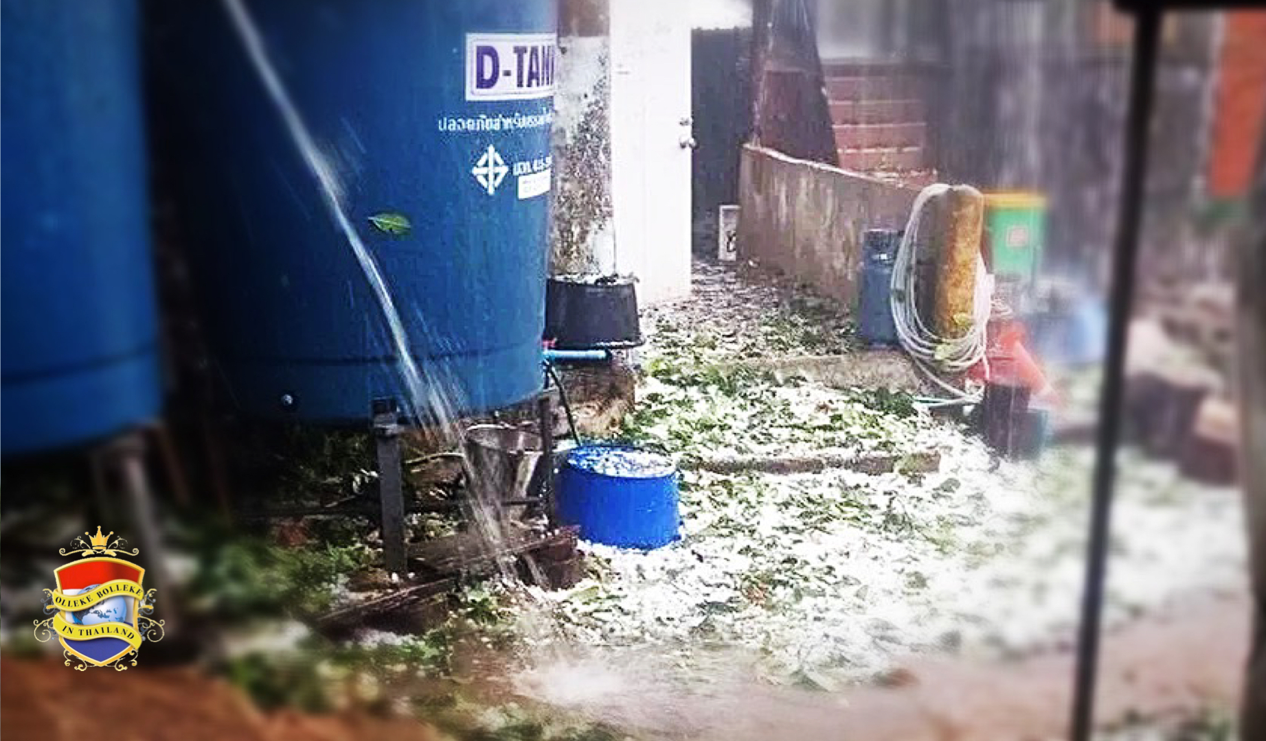 Hagelstorm treft Chiang Mai en haalt elektriciteitspalen en reclameborden neer