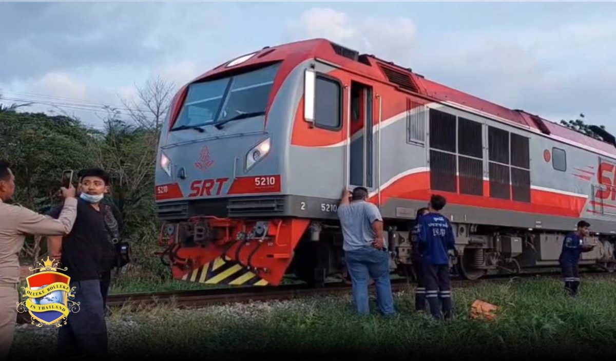 Grote paniek in een trein in Noordoost-Thailand, nadat de machinist in de bestuurderscabine in katzwijm valt