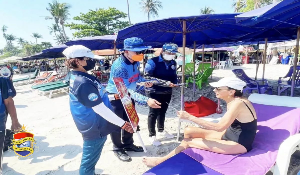 Niet gepiest en toch nat, voor wie rookt op het strand van Hua Hin riskeert een boete van 100.000 Baht 