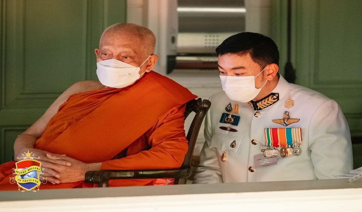 Adjudant van overleden abt in Thailand gaat 10 jaar de gevangenis in voor fraude van 200 miljoen baht 