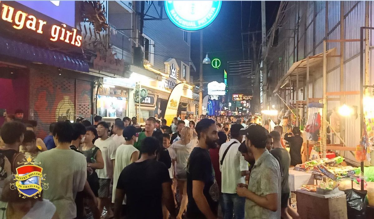De politie waarschuwt toeristen voor zakkenrollers die in Pattaya actief zijn tijdens het Songkran 
