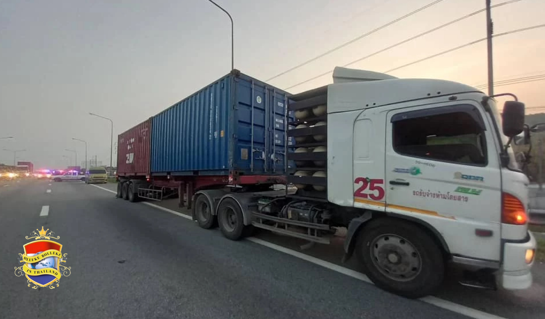 Vier doden bij ongeval met minibus in Oost-Thailand