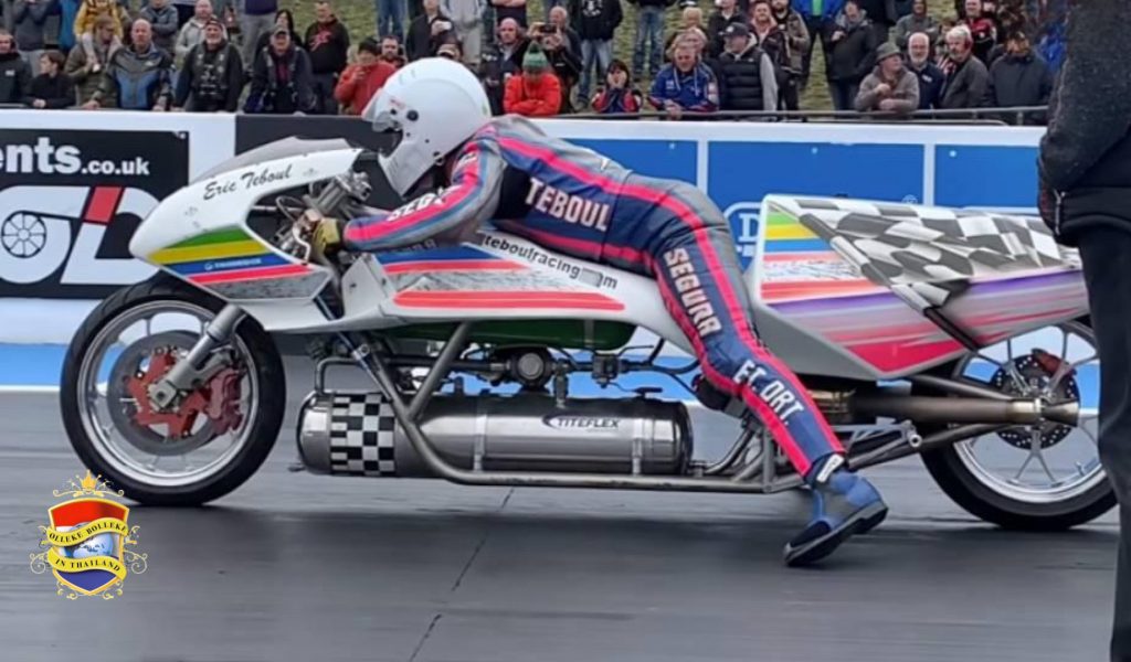 De beroemde Franse motorcoureur, Eric Teboul bij een verkeersongeval in Phuket gewond geraakt 