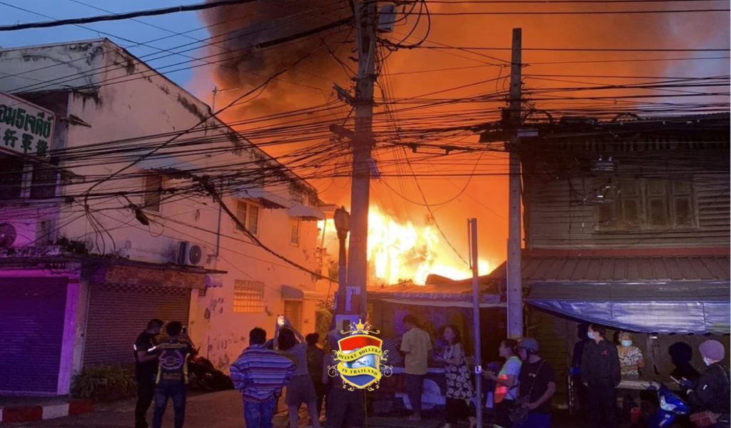 Meer dan 40 huizen door brand beschadigd in hartje Bangkok