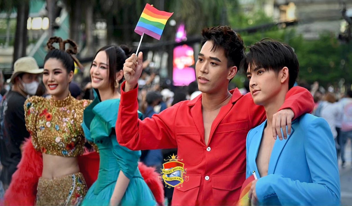 In de hoofdstad van Thailand is de Pride Month, de stad verkeert in kleuren van diversiteit