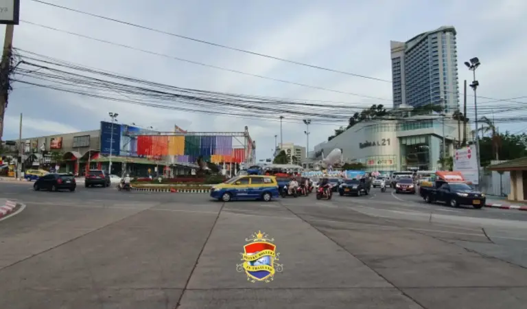 De “benenwagen” zou de oplossing voor de verkeersproblematiek in Pattaya kunnen zijn