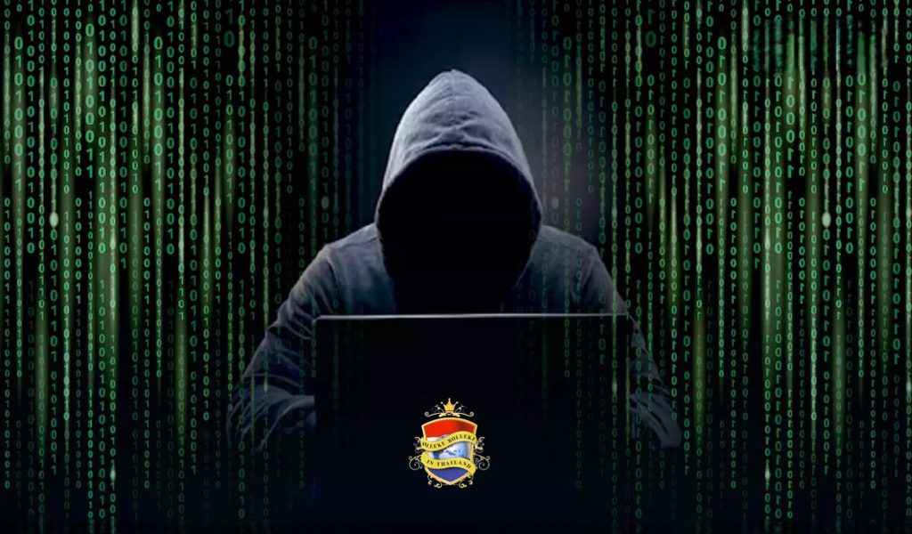 Cyberpolitie Thailand volgt het spoor van een porno-hacker op Facebook