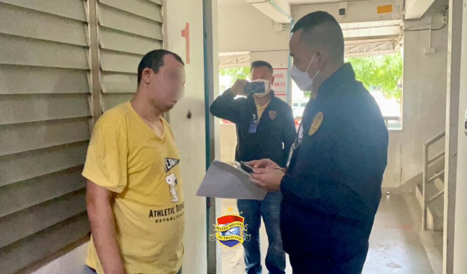 Algerijnse man in Thailand probeert immigratie te ontlopen door zich als een vrouw te verkleden