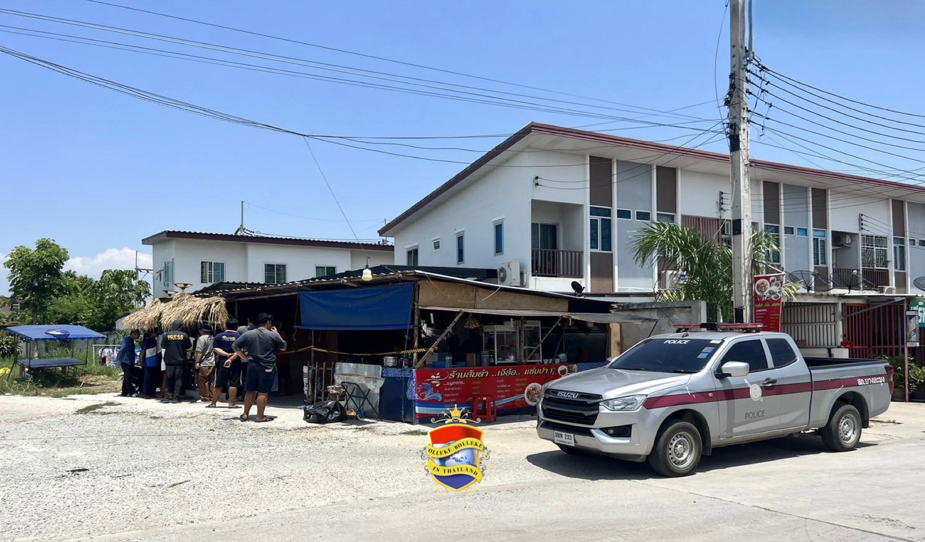 Thaise serveerster in Pattaya door haar man vermoord terwijl ze eten aan de gasten in het restaurant serveerde
