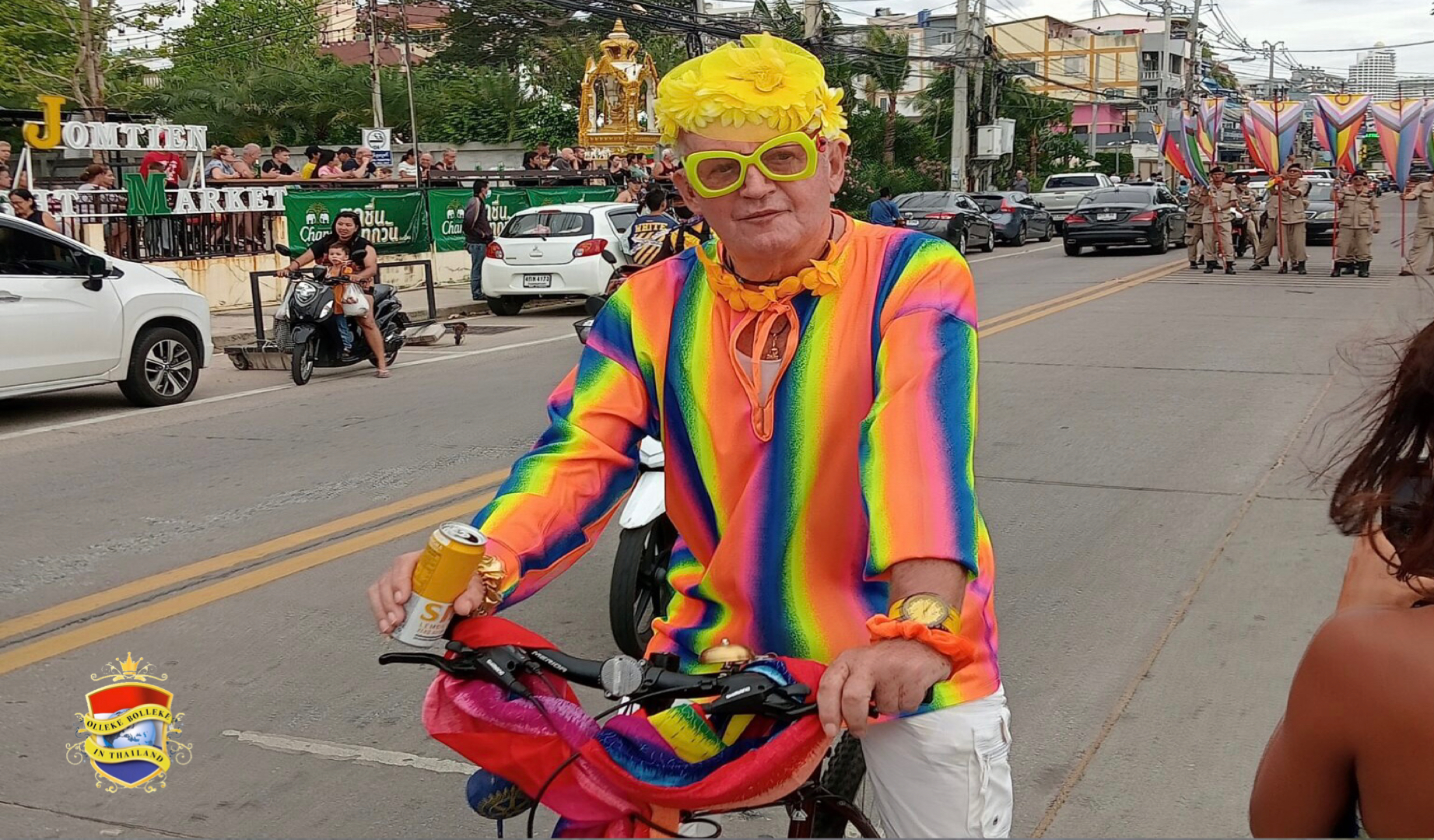 FOTOCOMPILATIE | Pattaya Community Pride Parade was gisteren een spetterend succes