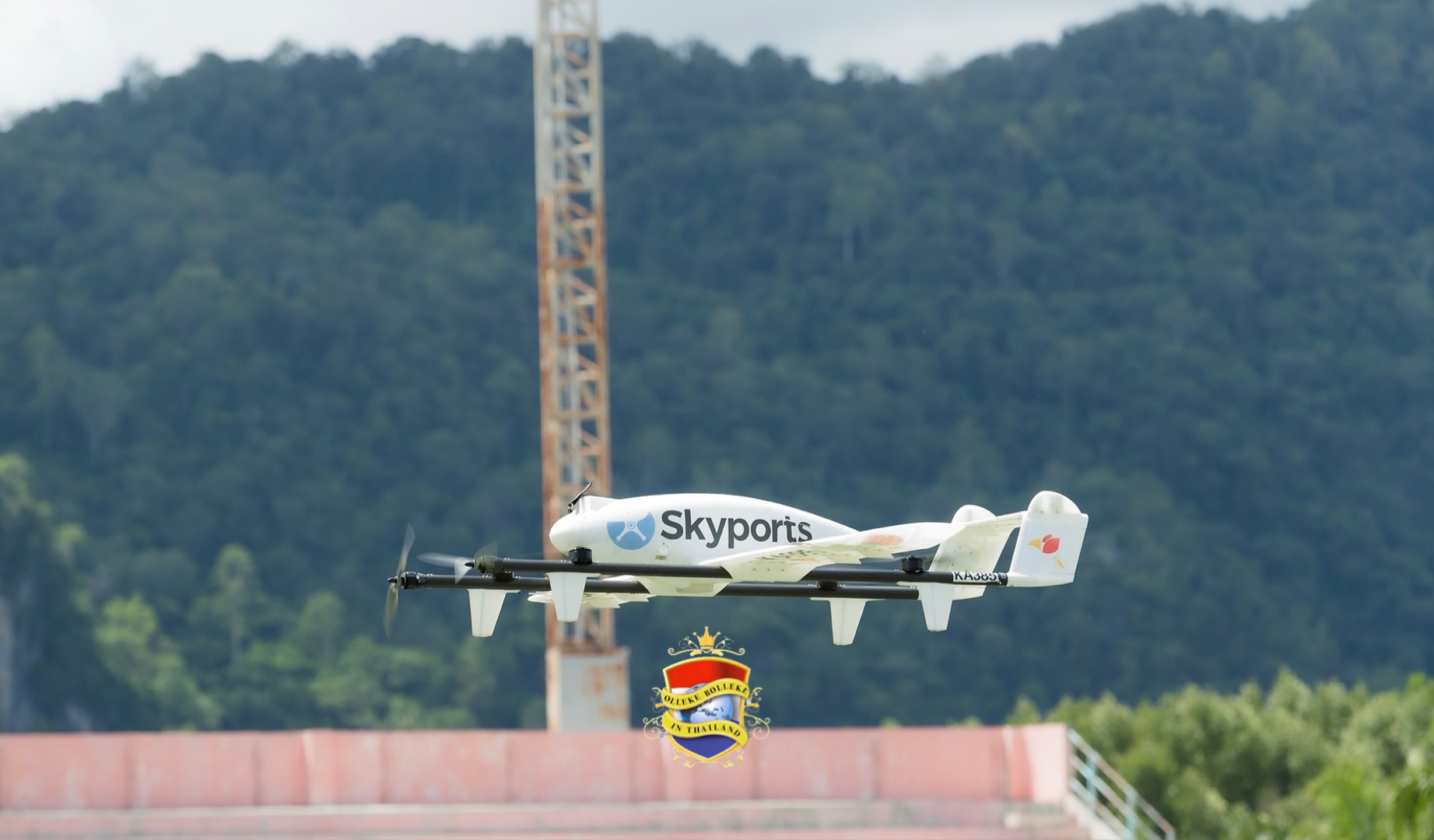 Drones vliegen in Thailand 12 km over zee naar een ziekenhuis op het eiland Koh Puyu